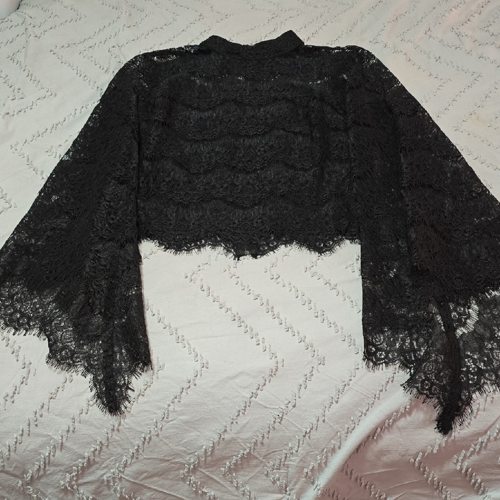 VENUS Black Lace Bell Sleeve Blouse